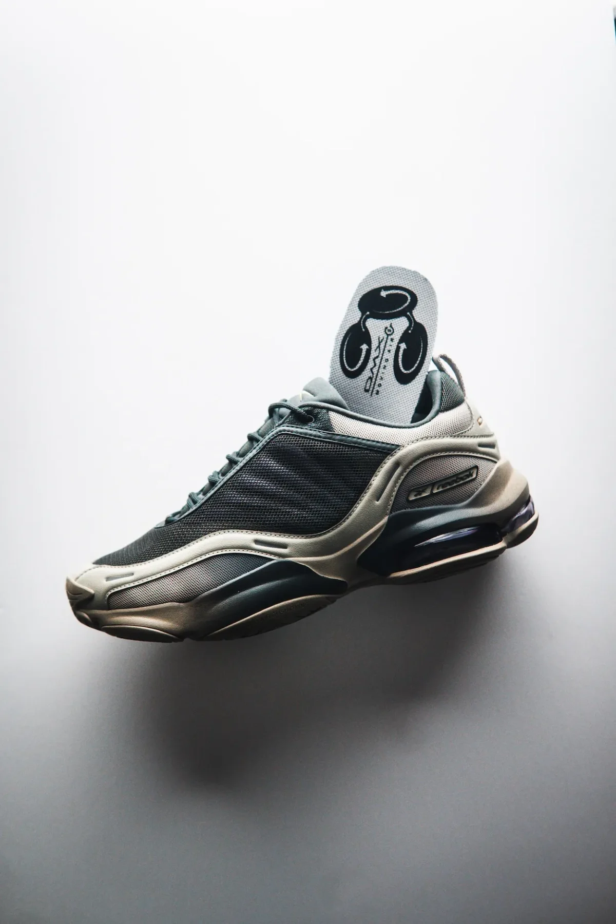 Reebok DMX Series 3000, le retour du confort technique dans la sneaker contemporaine