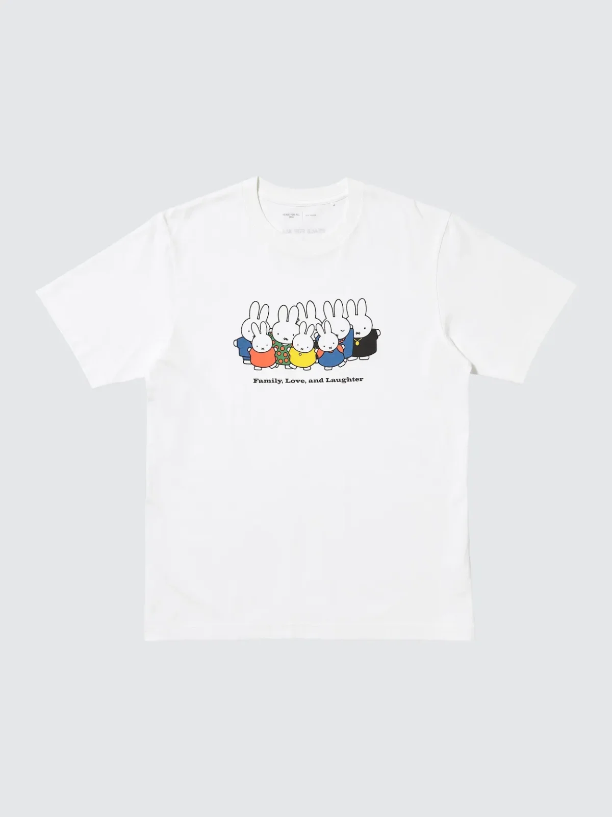 UNIQLO dévoile les nouveaux t-shirts PEACE FOR ALL signés Sofia Coppola et Ke Huy Quan