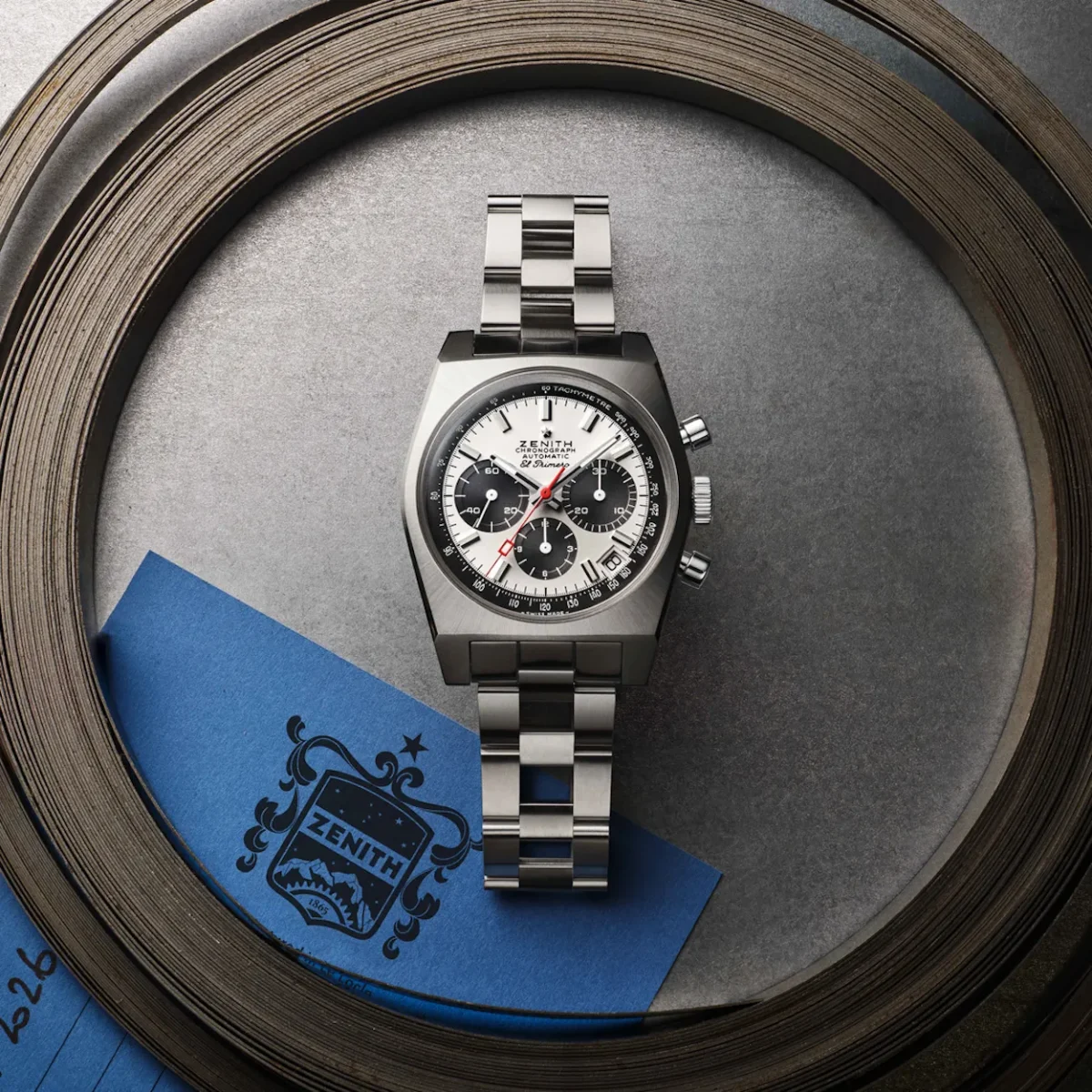 La ZENITH Chronomaster Revival A384 Tropical réinvente la patine chocolat avec l’El Primero