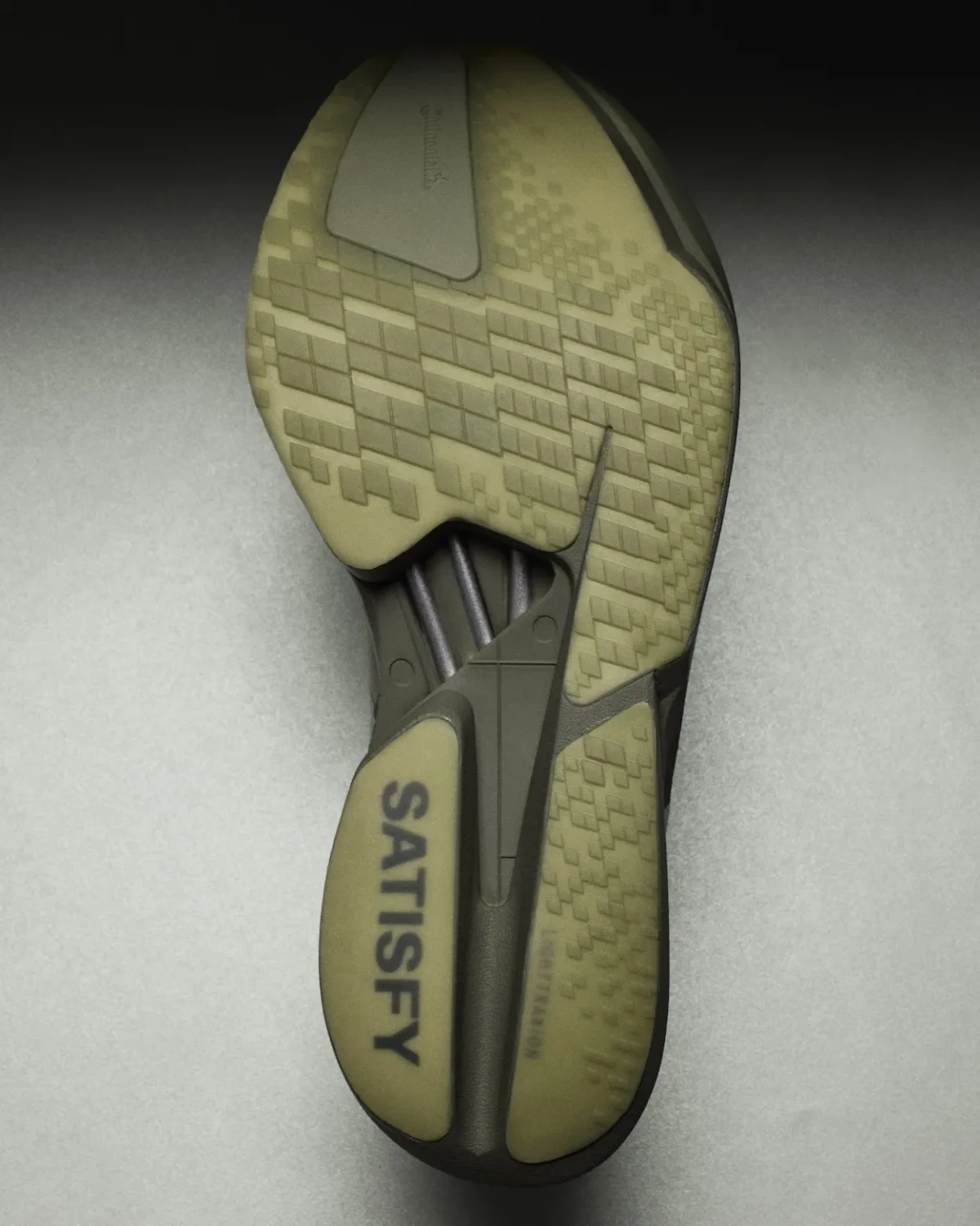Adizero Adios Pro 4 SATISFY, quand le running quitte la piste pour entrer dans la culture