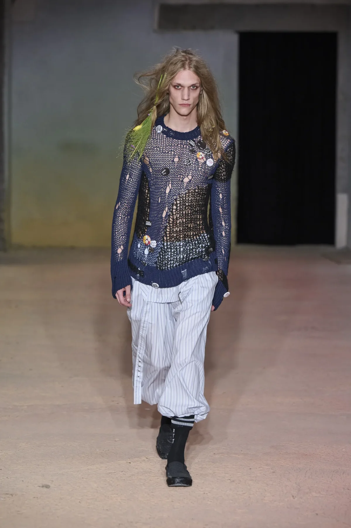 DSM Kei Ninomiya réinvente le punk en manifeste couture pour le printemps 2027