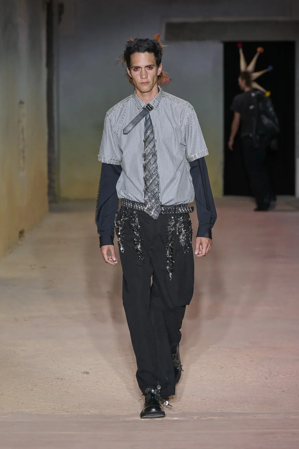 DSM Kei Ninomiya réinvente le punk en manifeste couture pour le printemps 2027