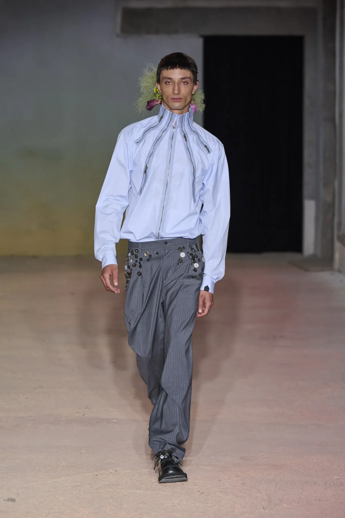 DSM Kei Ninomiya réinvente le punk en manifeste couture pour le printemps 2027