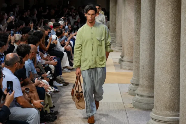 Le Mercato Méditerranéen de Giorgio Armani - Leo Dell'Orco signe un printemps 2027 qui respire