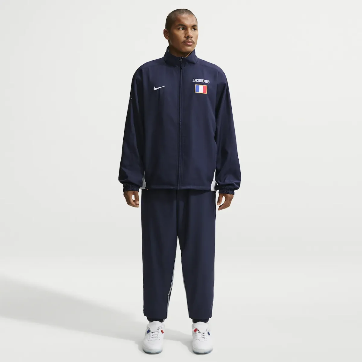 Quand JACQUEMUS réinvente l'élégance des Bleus avec Nike et la FFF