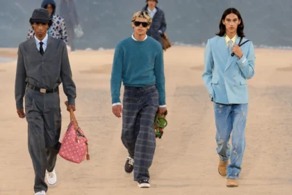 Louis Vuitton réinvente le dandysme avec une collection printemps 2027 portée par la puissance de l'océan