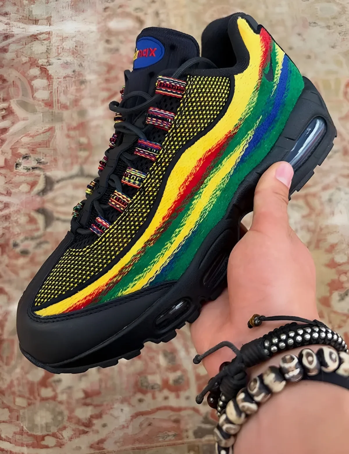 La Nike Air Max 95 « Macaw Pack » redonne des couleurs à une légende du design