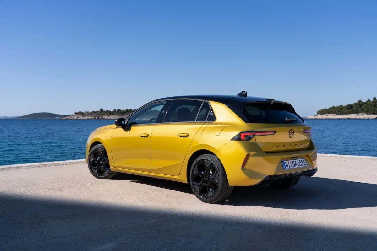 L’Opel Astra 100% électrique atteint l’âge de maturité avec 454 km d’autonomie