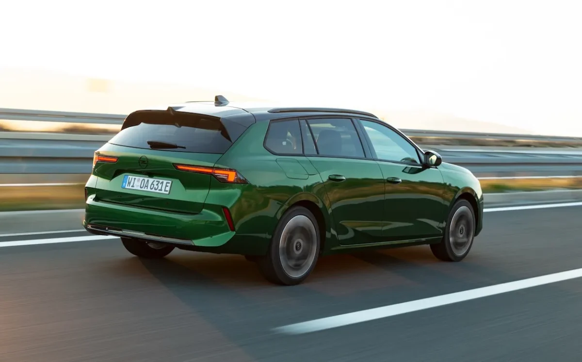 L’Opel Astra 100% électrique atteint l’âge de maturité avec 454 km d’autonomie
