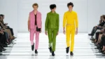 Prada printemps 2027 - Miuccia et Raf réinventent le jean comme manifeste de luxe minimaliste