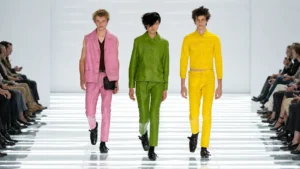 Prada printemps 2027 - Miuccia et Raf réinventent le jean comme manifeste de luxe minimaliste