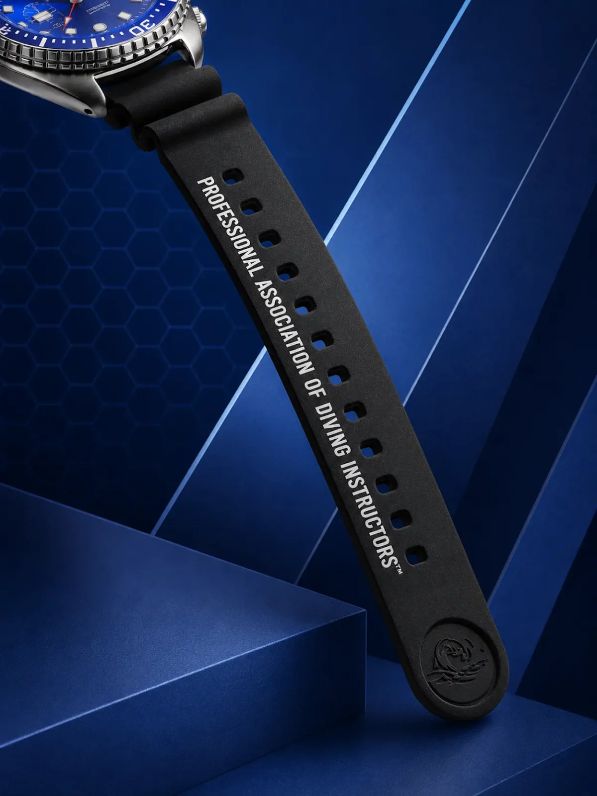 Seiko Prospex célèbre le 60ème anniversaire de PADI avec une édition limitée qui raconte deux légendes de la plongée