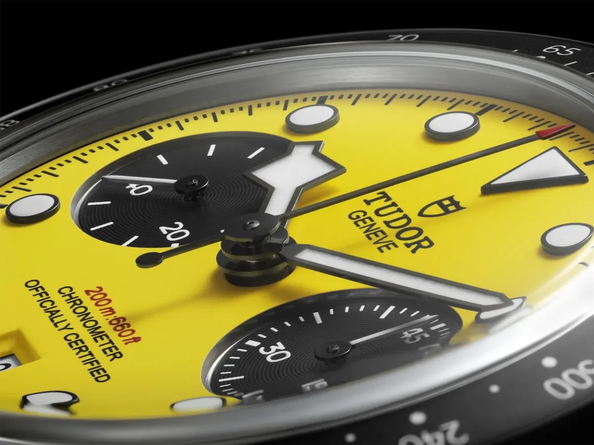 La TUDOR Black Bay Chrono 39 « Bumblebee » - quand 2 mm changent tout à l'histoire du chronographe