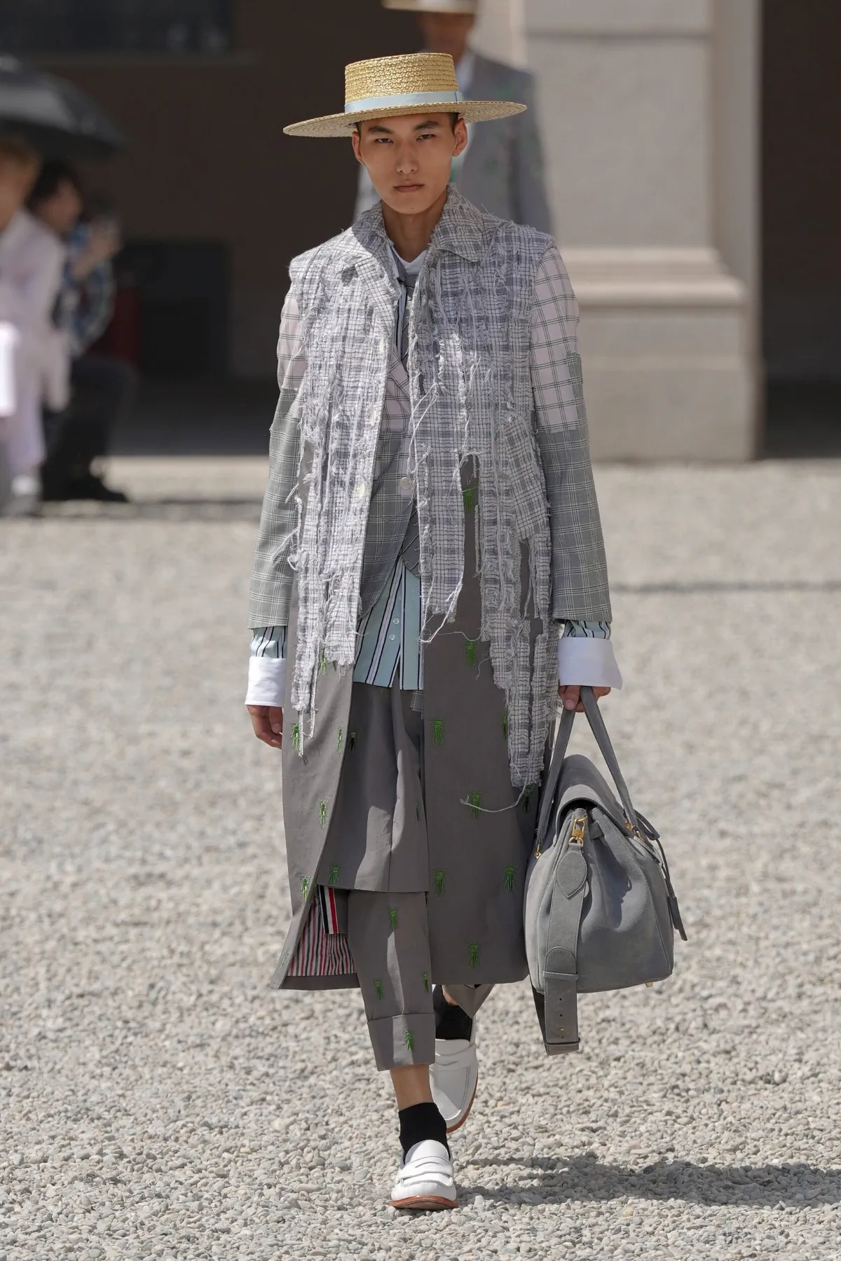 Thom Browne fait éclore un nouveau langage preppy pour le printemps 2027 à Milan