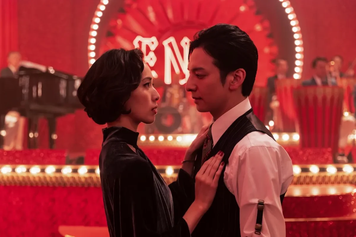 Tout Droit en Enfer Netflix 2 « Tout droit en enfer » sur Netflix, l'implacable portrait de la voyante qui a fait trembler le Japon contemporain