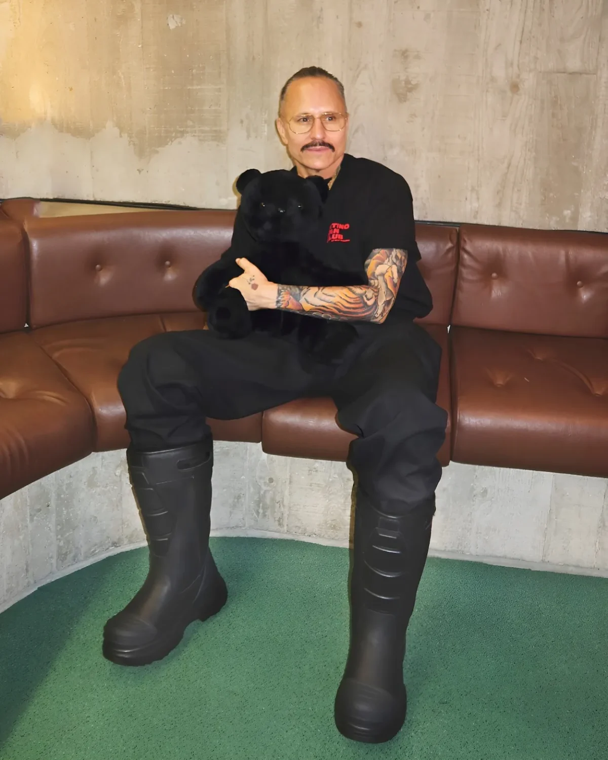 Quand UGG rencontre WILLY CHAVARRIA, le confort américain change de langage
