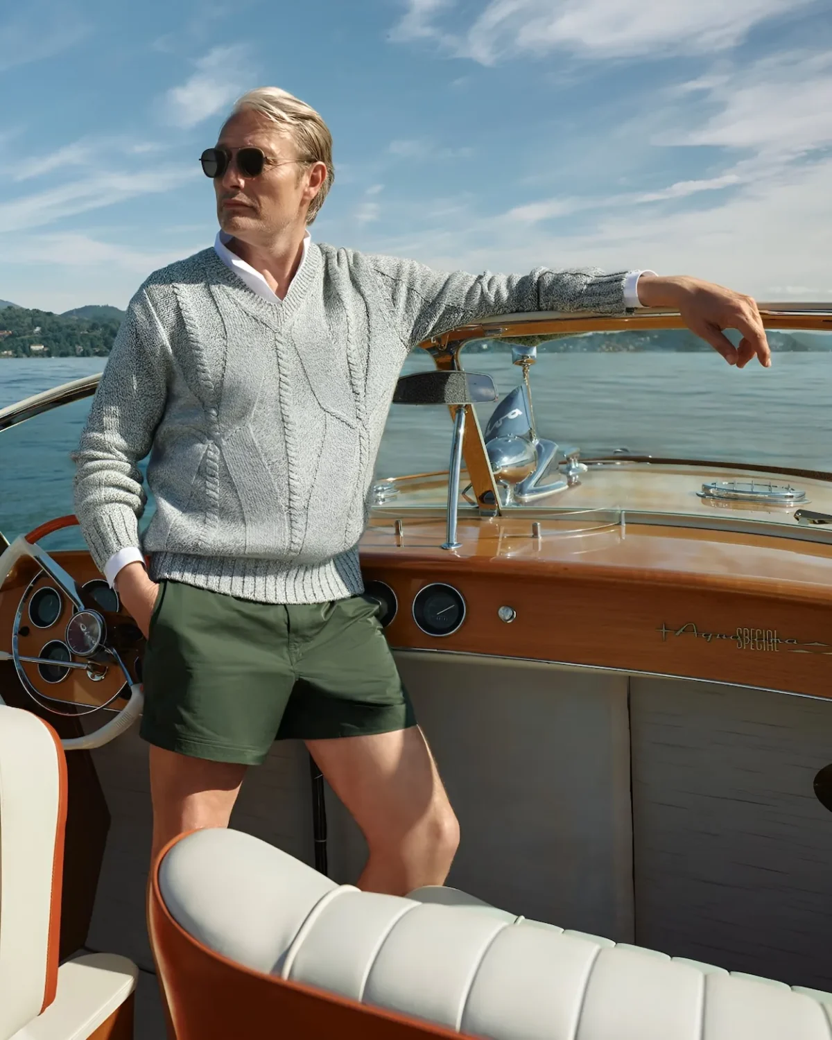 Pour l’été 2026, ZEGNA et Mads Mikkelsen célèbrent l'art de vivre italien au lac Majeur