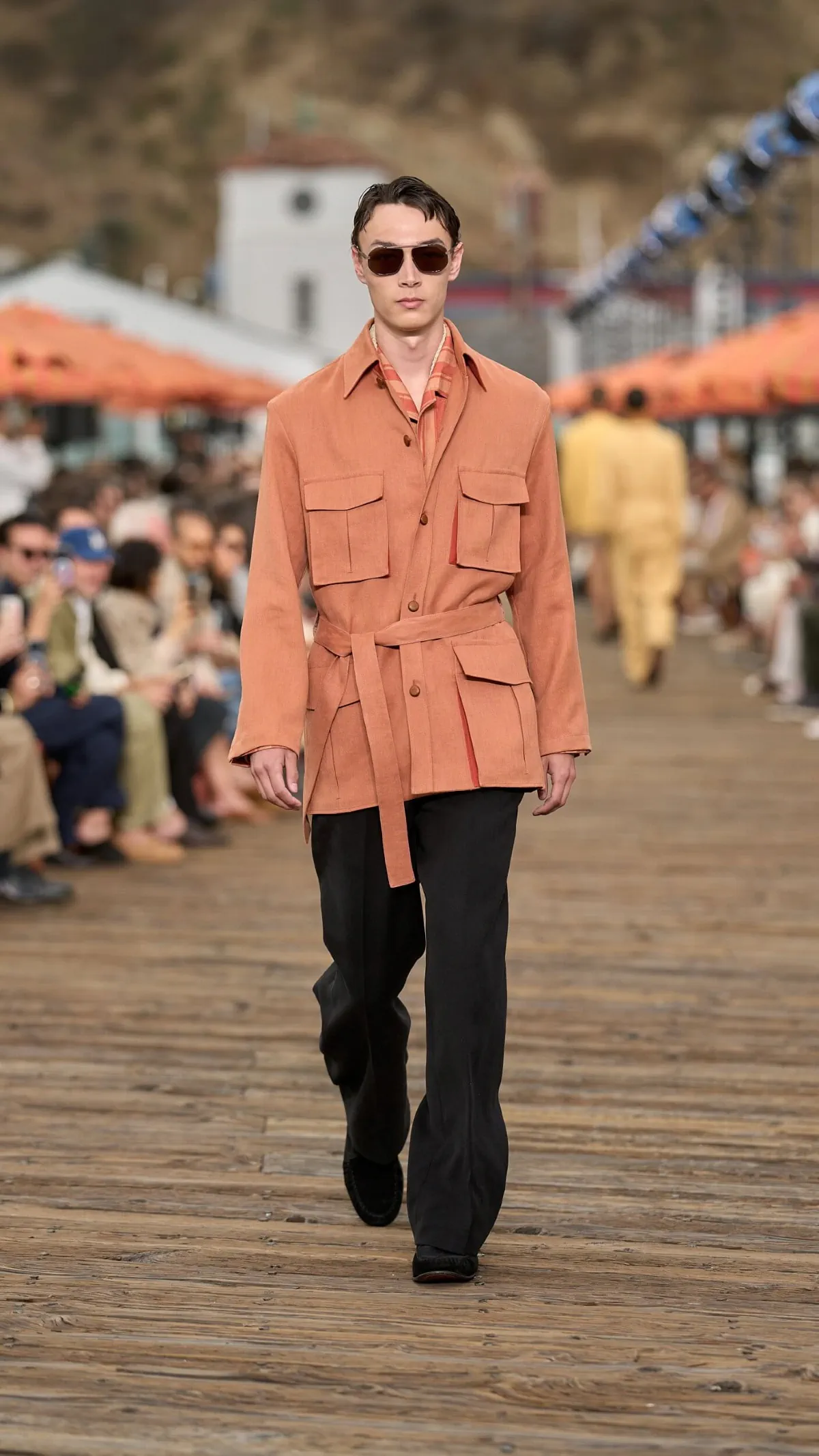 ZEGNA célèbre l’art de la villeggiatura avec une collection été 2027 entre Malibu et Méditerranée