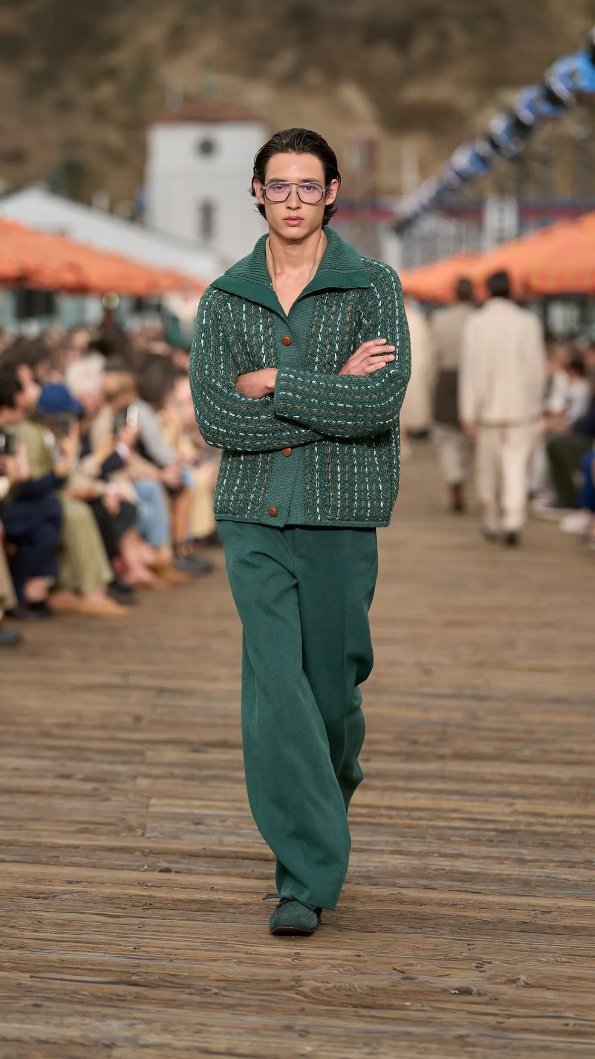 ZEGNA célèbre l’art de la villeggiatura avec une collection été 2027 entre Malibu et Méditerranée