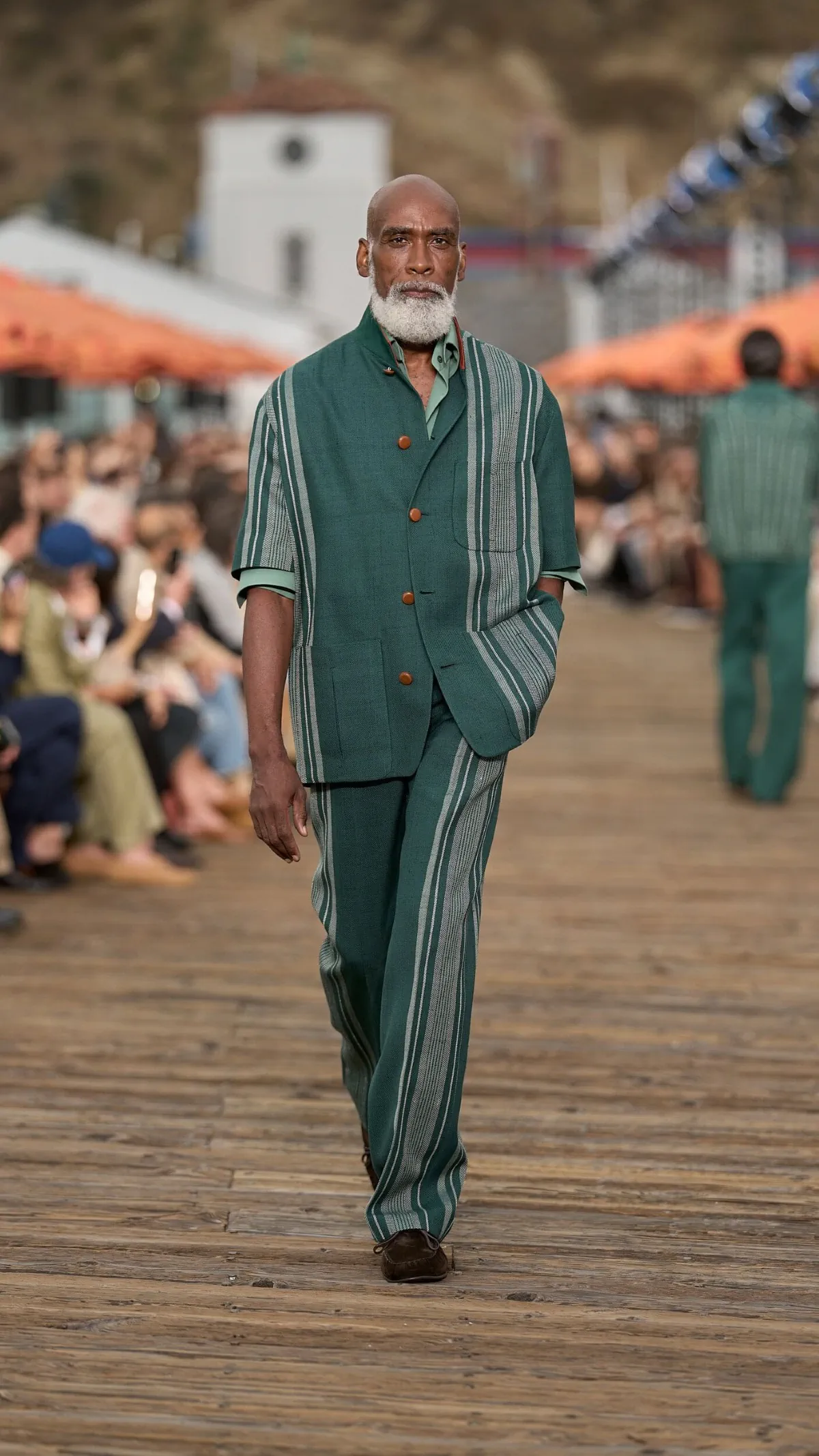 ZEGNA célèbre l’art de la villeggiatura avec une collection été 2027 entre Malibu et Méditerranée