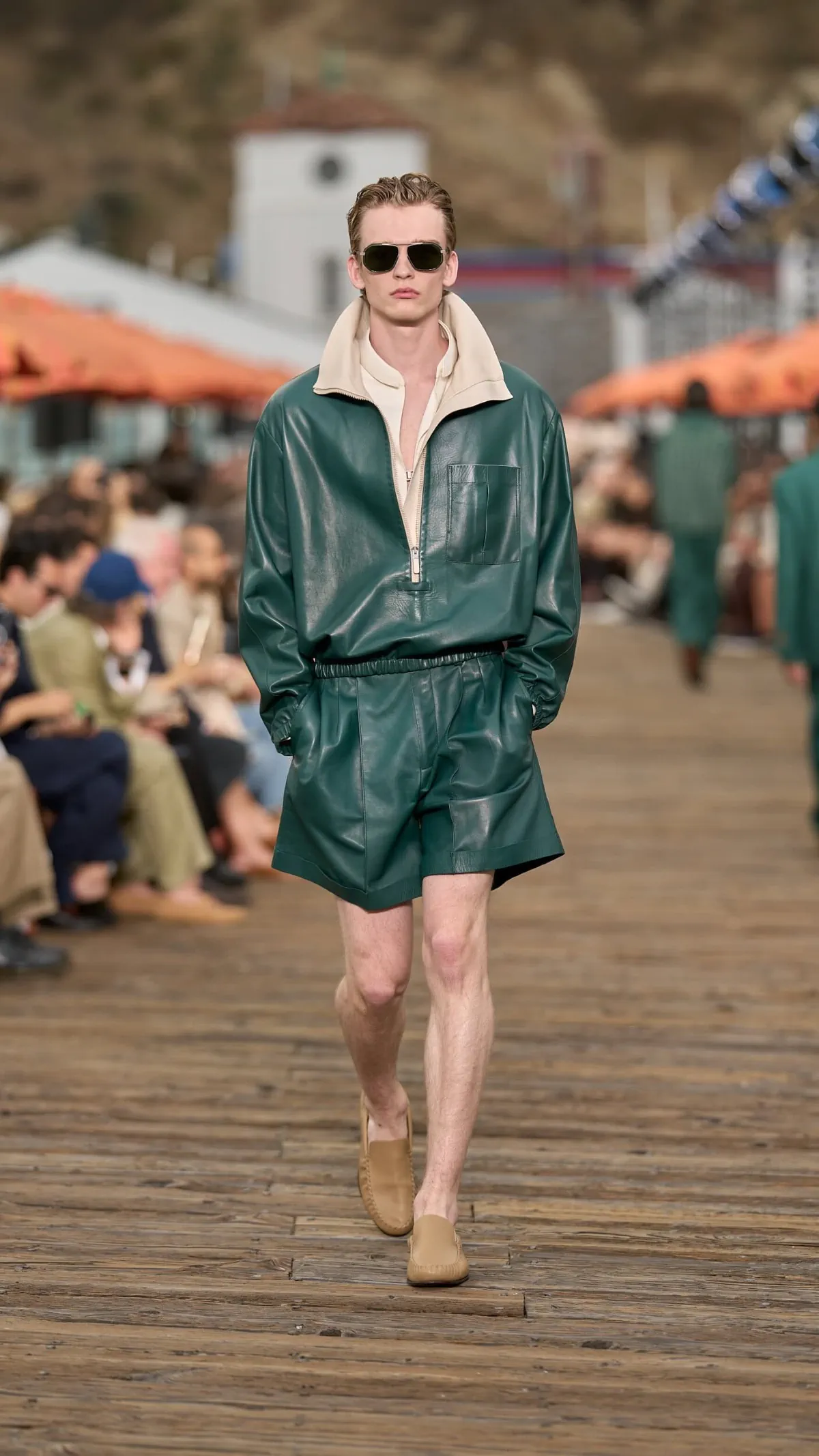 ZEGNA célèbre l’art de la villeggiatura avec une collection été 2027 entre Malibu et Méditerranée