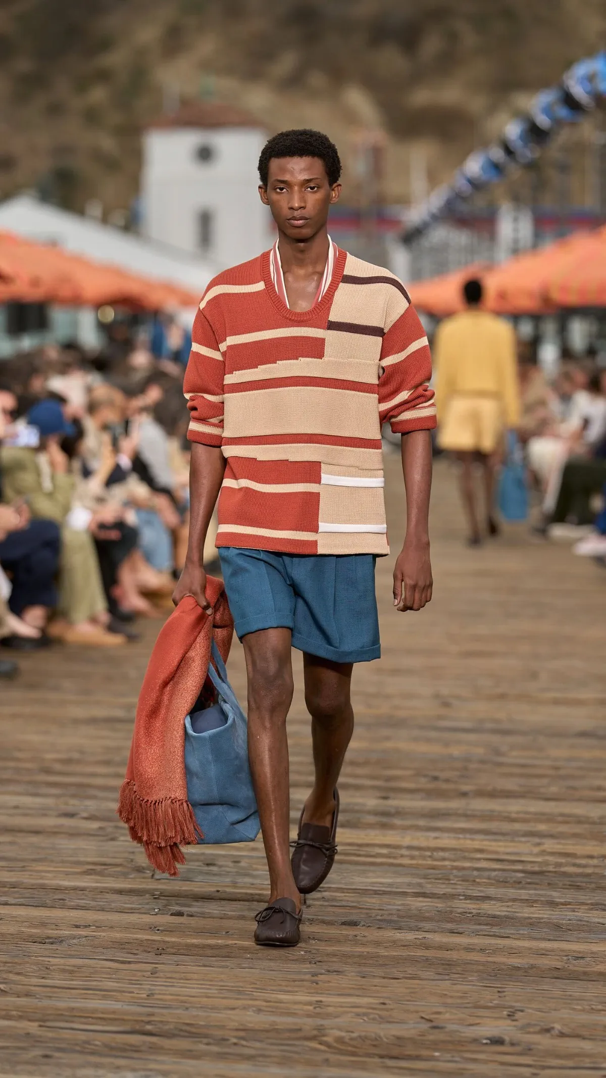 ZEGNA célèbre l’art de la villeggiatura avec une collection été 2027 entre Malibu et Méditerranée