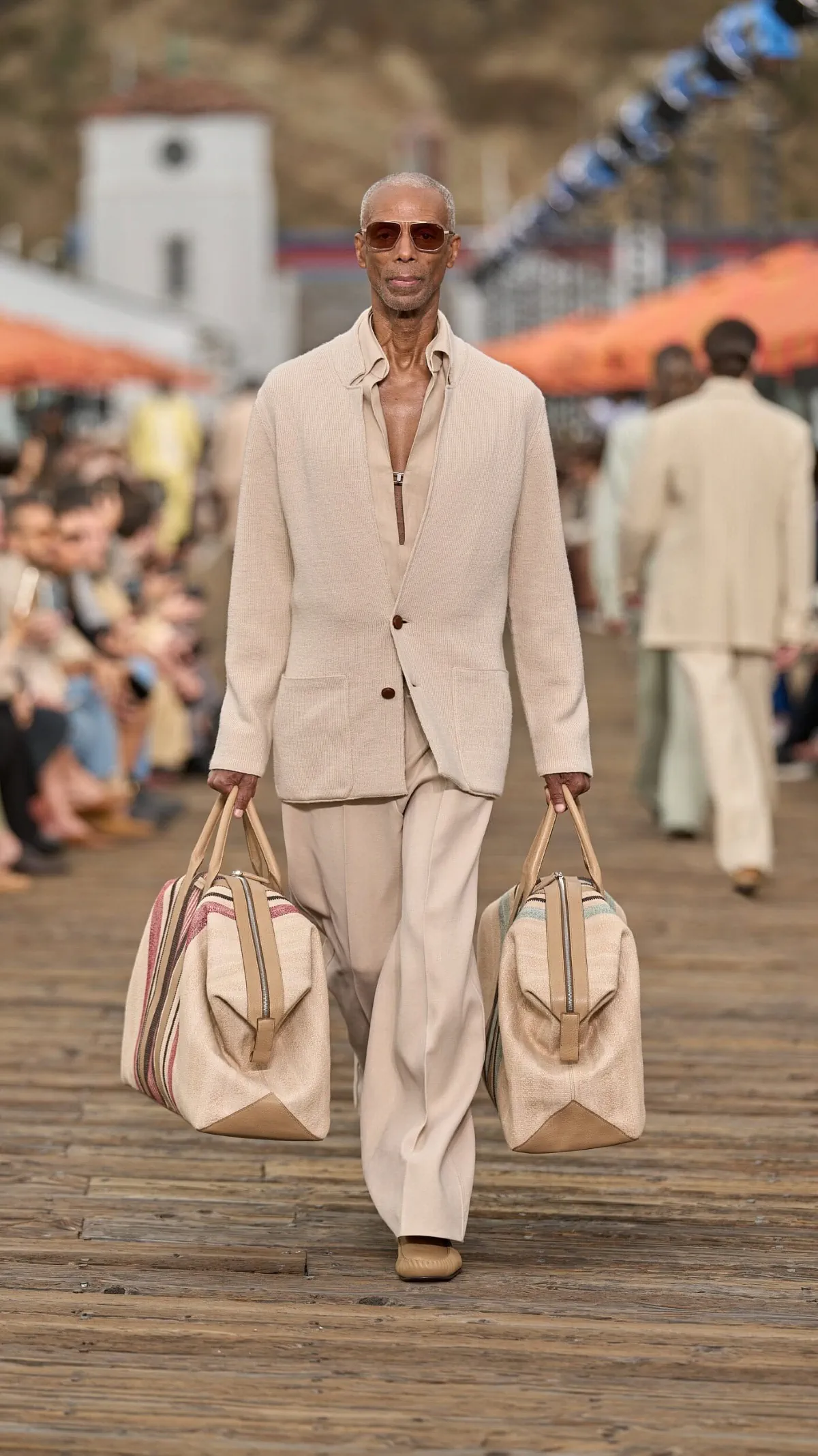 ZEGNA célèbre l’art de la villeggiatura avec une collection été 2027 entre Malibu et Méditerranée