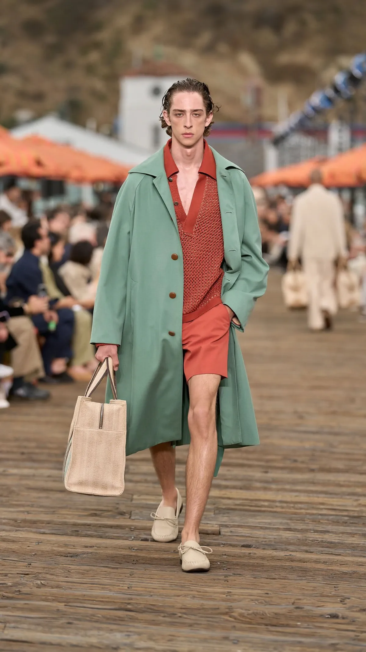 ZEGNA célèbre l’art de la villeggiatura avec une collection été 2027 entre Malibu et Méditerranée