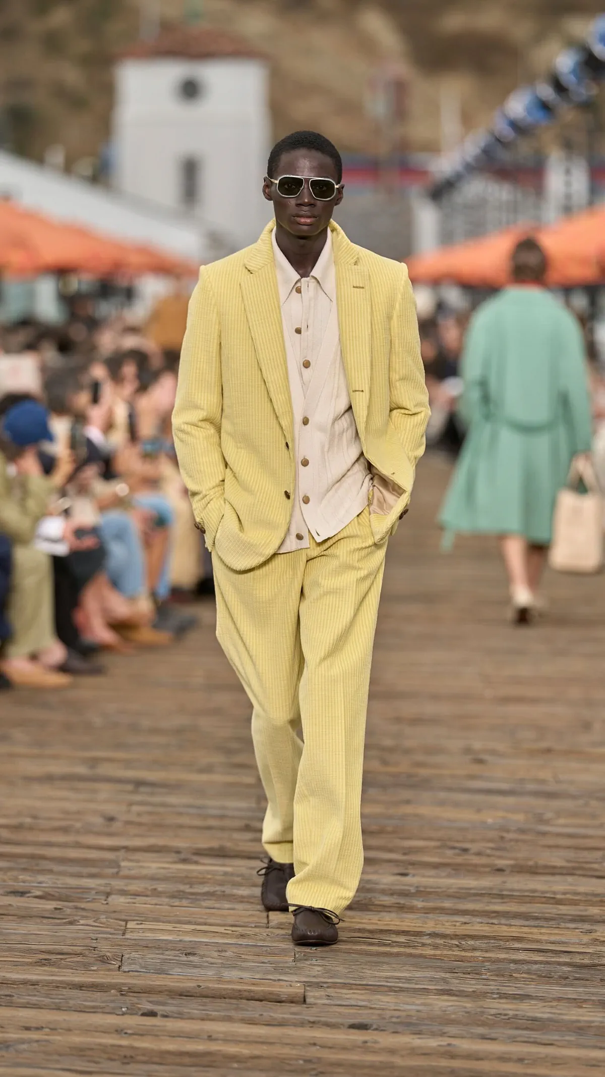 ZEGNA célèbre l’art de la villeggiatura avec une collection été 2027 entre Malibu et Méditerranée