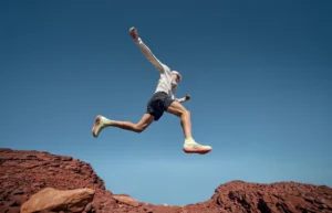 L'ASICS METAFUJI TRAIL 2 grimpe sur le toit du trail mondial