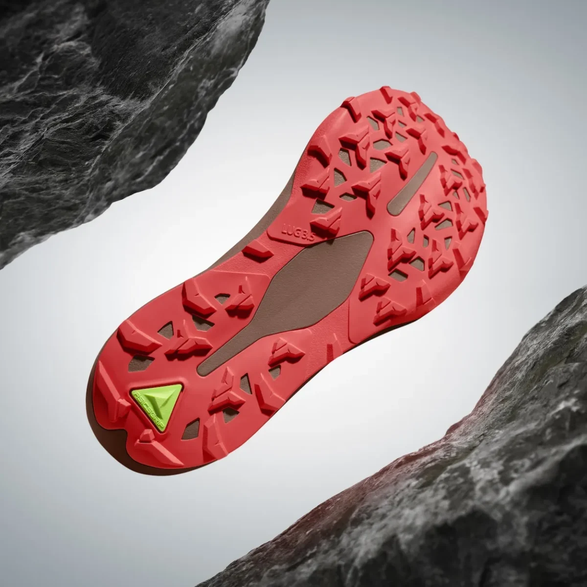 L'ASICS METAFUJI TRAIL 2 grimpe sur le toit du trail mondial