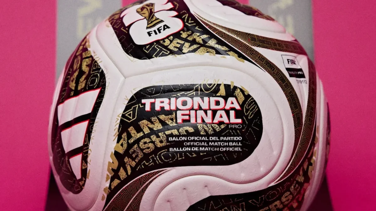 adidas sacralise la fin du Mondial avec le ballon TRIONDA FINAL