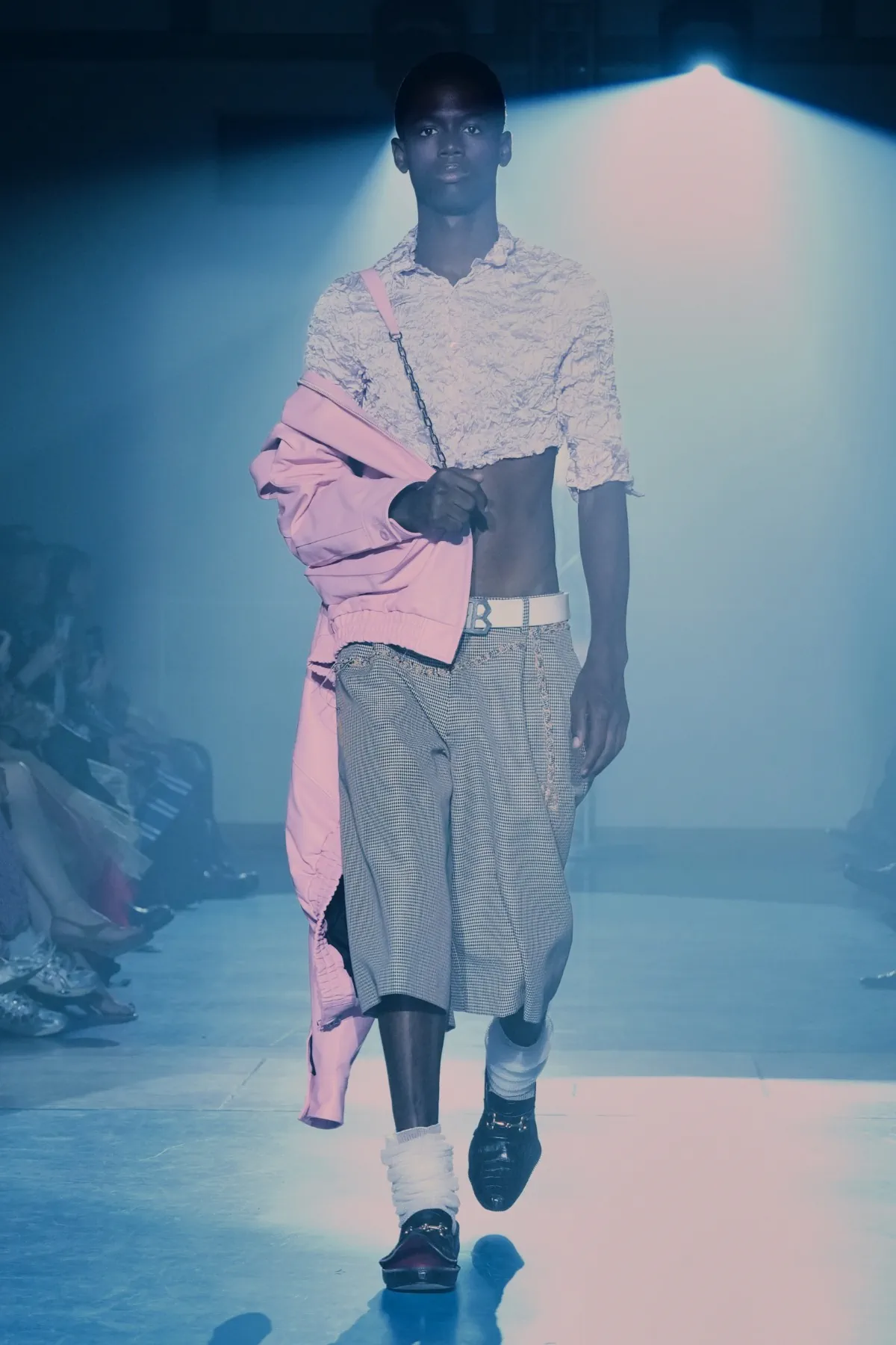 doublet, printemps 2027 - Masayuki Ino transforme le vestiaire masculin en comédie de mœurs