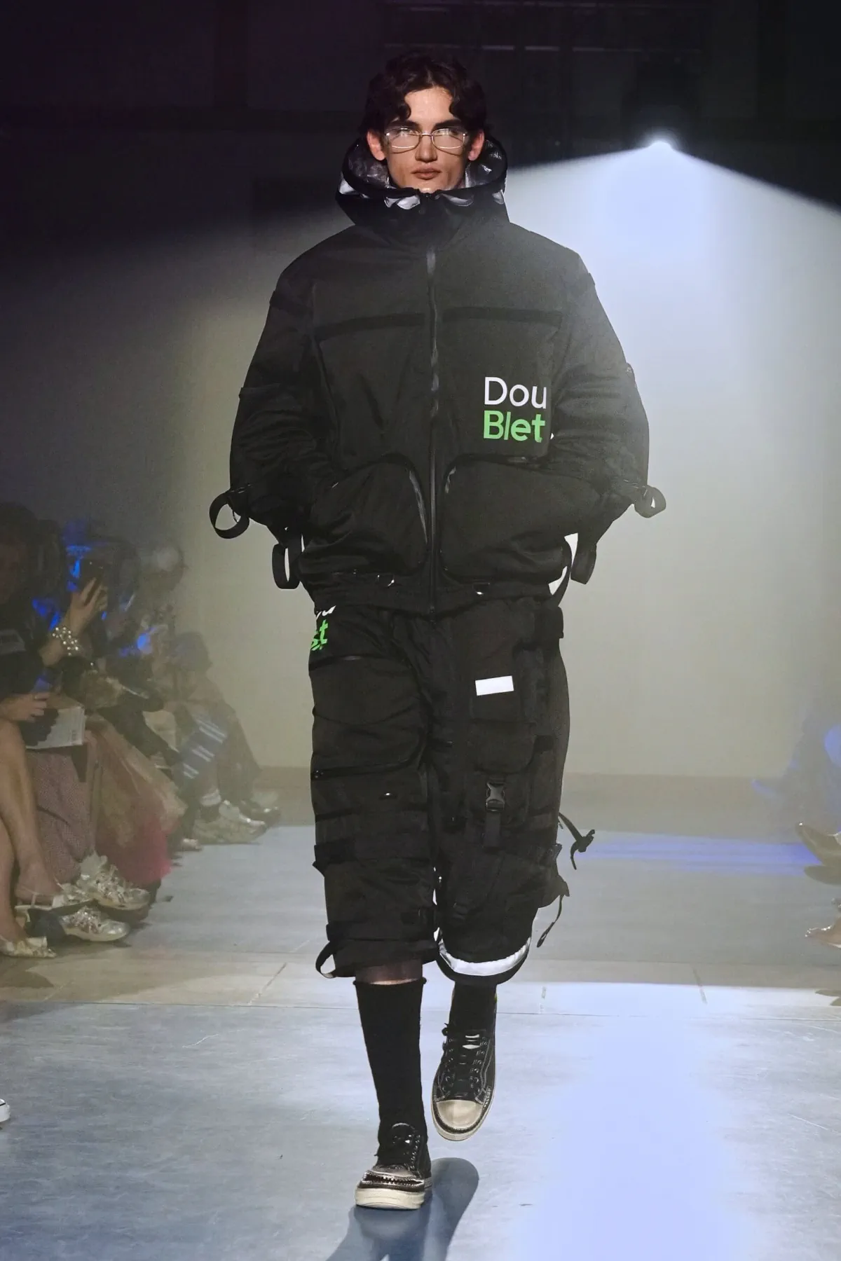 doublet, printemps 2027 - Masayuki Ino transforme le vestiaire masculin en comédie de mœurs