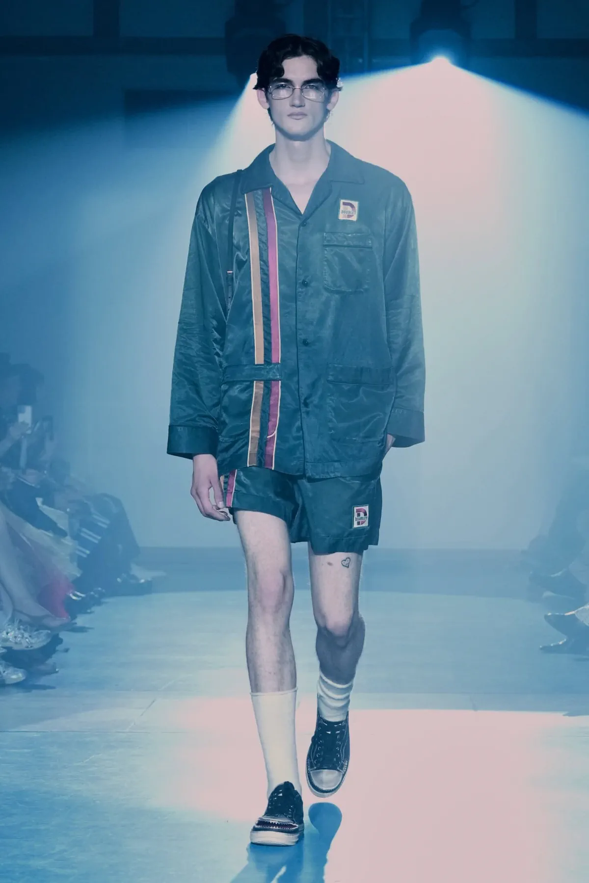 doublet, printemps 2027 - Masayuki Ino transforme le vestiaire masculin en comédie de mœurs