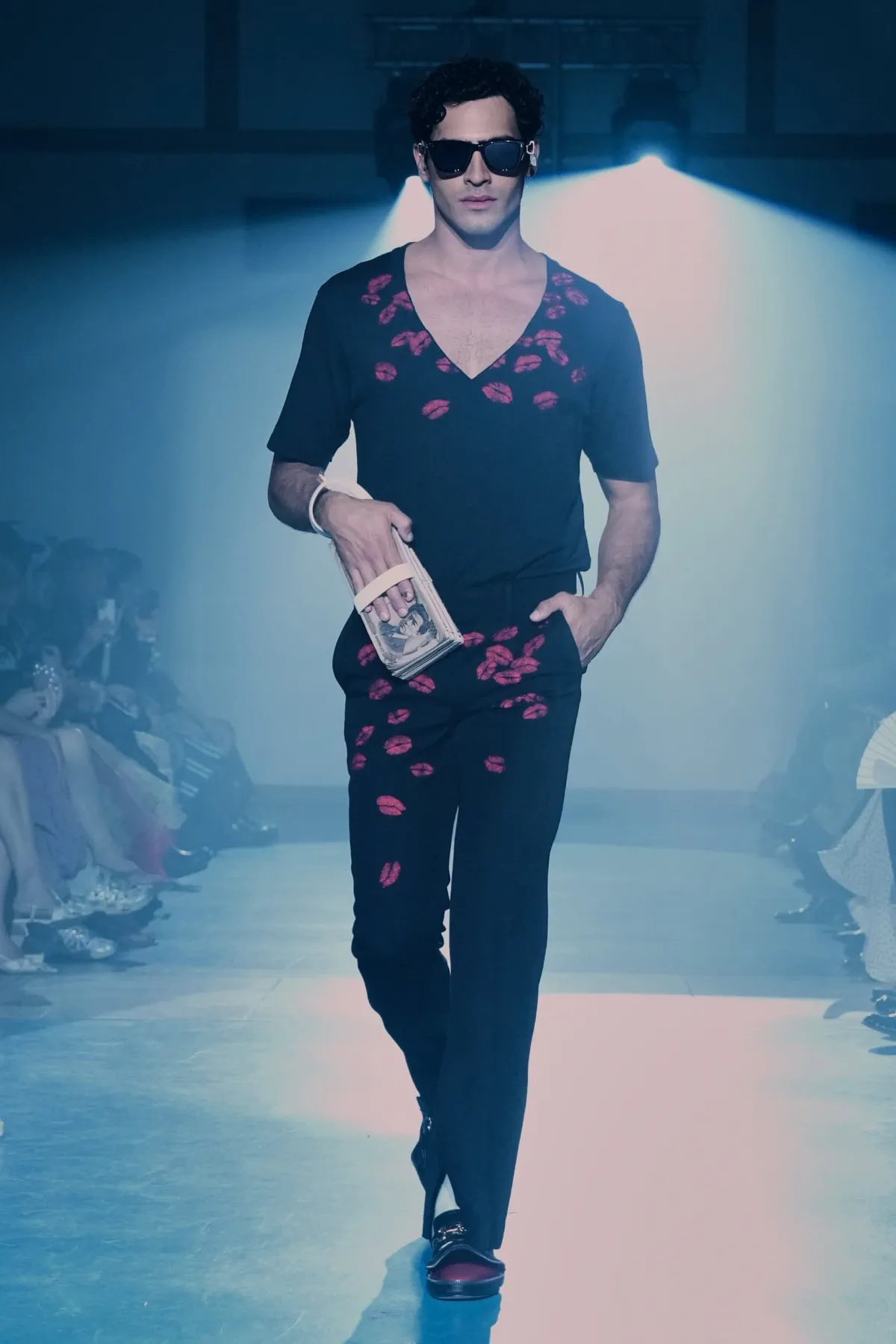 doublet, printemps 2027 - Masayuki Ino transforme le vestiaire masculin en comédie de mœurs