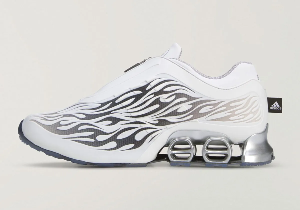 Hellstar embrase l’adidas Megaride S2 dans une vision Y2K plus sombre