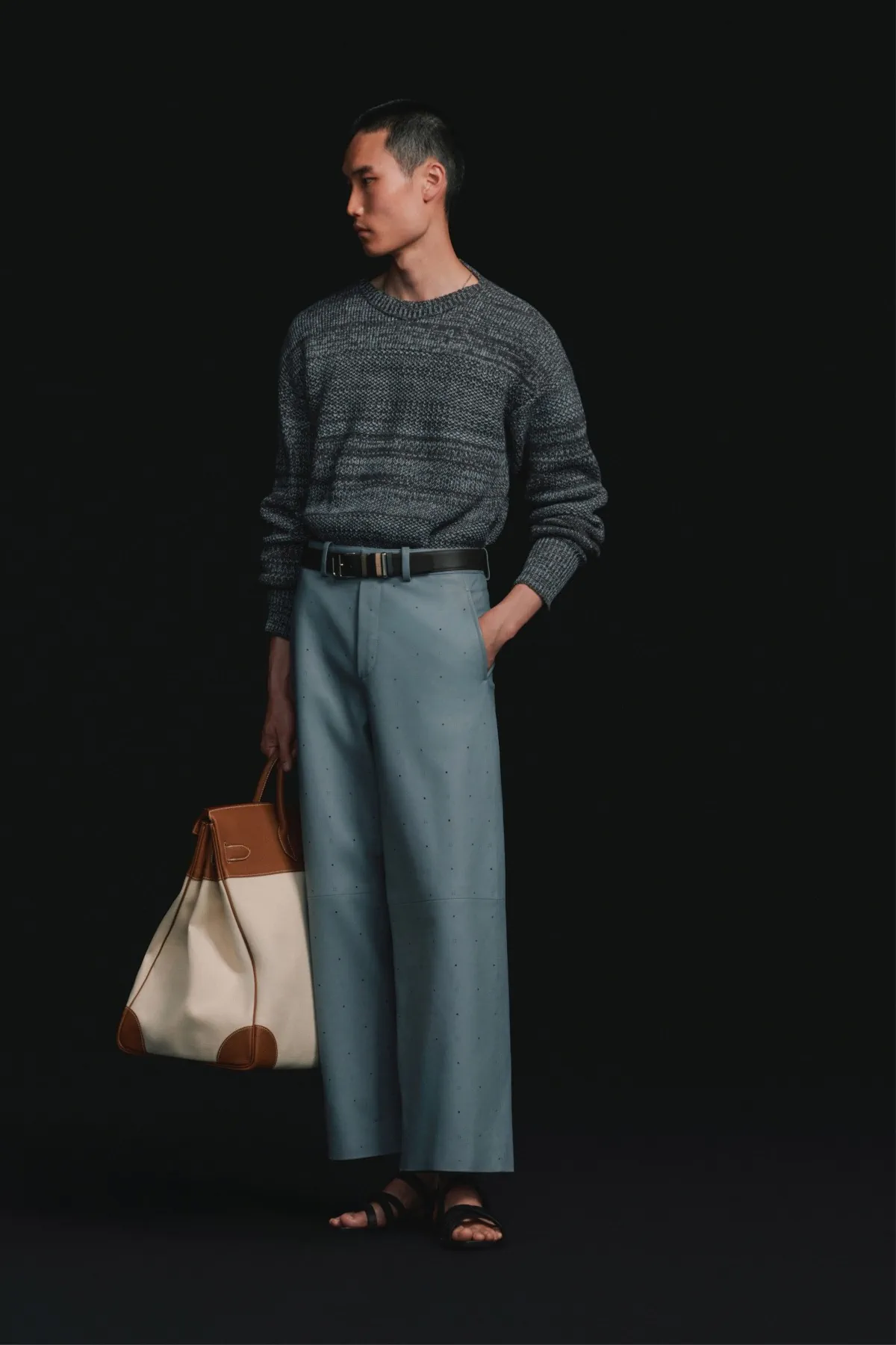 Hermès signe avec le printemps 2027 son interlude le plus discret avant l'ère Wales Bonner