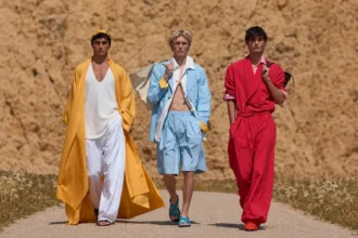JACQUEMUS printemps 2027, l’été retrouvé de l’homme libre