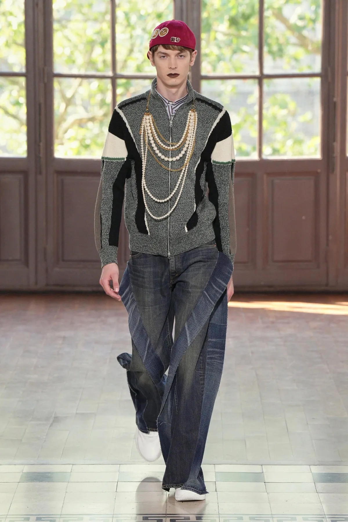 Junya Watanabe Spring Summer 2027 Paris Fashion Week 15 Junya Watanabe MAN signe un printemps 2027 où le bling devient un langage de haute couture