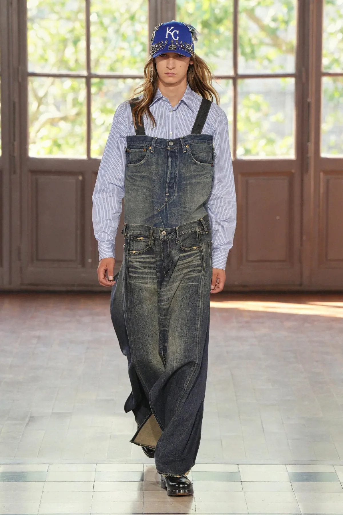 Junya Watanabe Spring Summer 2027 Paris Fashion Week 19 Junya Watanabe MAN signe un printemps 2027 où le bling devient un langage de haute couture