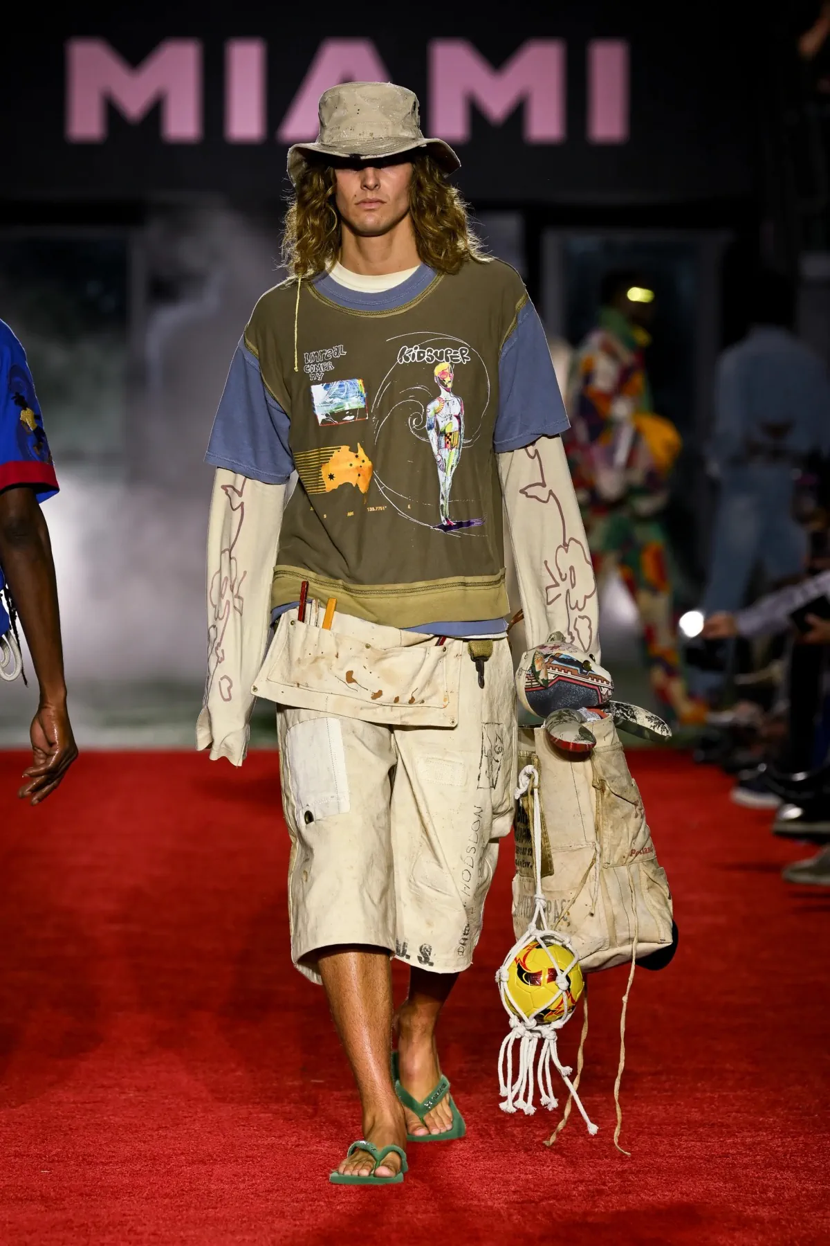 KidSuper Spring Summer 2027 Paris Fashion Week 24 KidSuper printemps 2027, Colm Dillane fait du stade son nouveau salon de couture