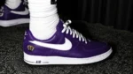 LeBron James aperçu avec la Victor Victor x Nike Air Force 1 Low '01 « Purple » au Fanatics Fest