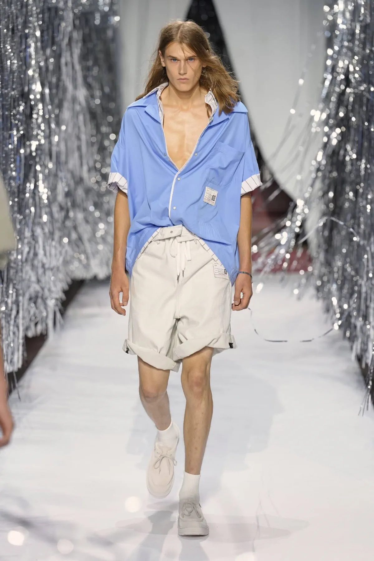 Maison Mihara Yasuhiro Spring Summer 2027 Paris Fashion Week 19 Maison MIHARA YASUHIRO printemps 2027 - quand la nonchalance devient la forme la plus aboutie du style