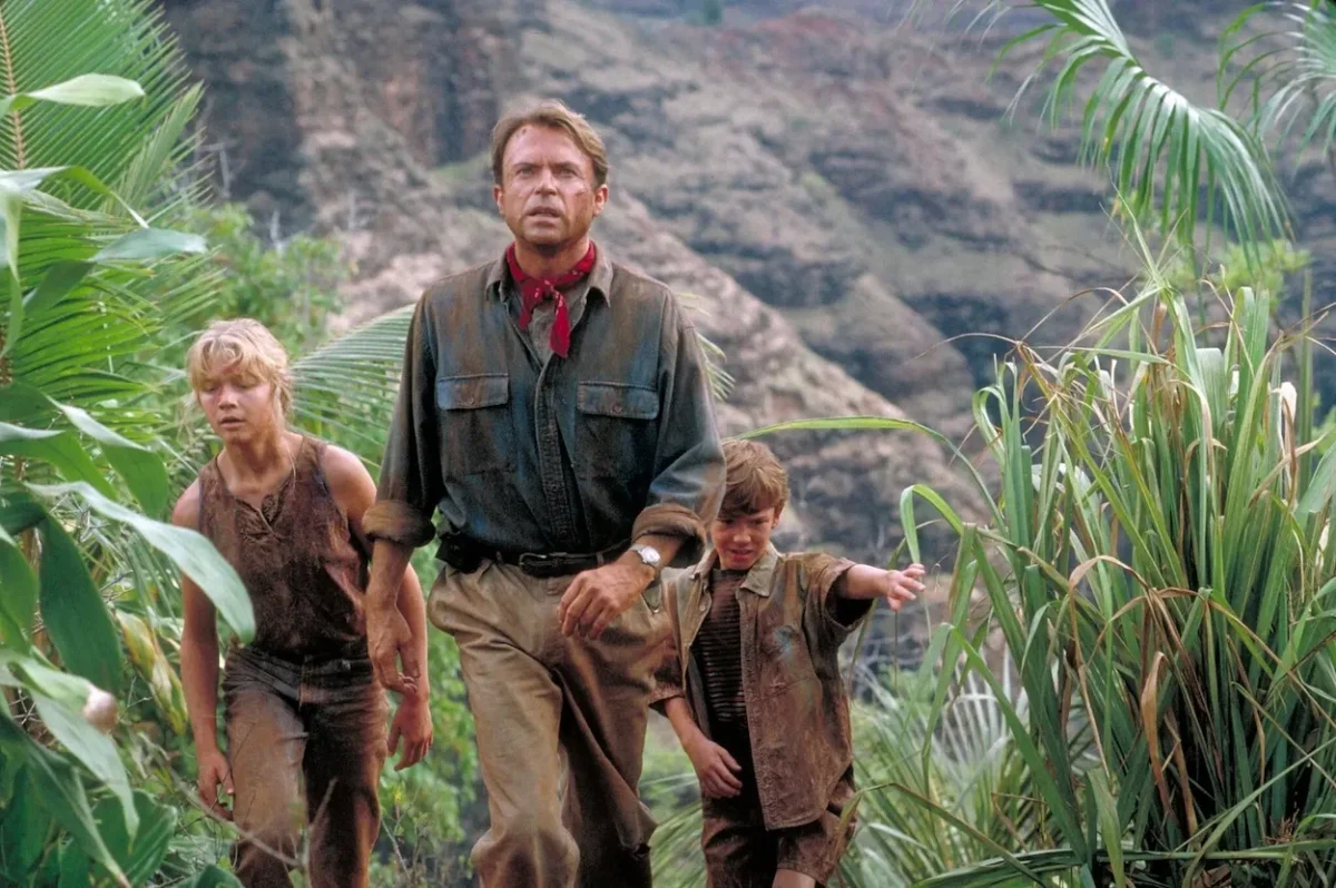 Mort de Sam Neill 1 Sam Neill, le regard qui a fait vivre les dinosaures, s'est éteint à 78 ans