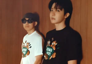 NIGO x J Hope x Nike Air Force 1 01 0 NIGO et J-Hope habillent la Nike Air Force 1 ’01 aux couleurs de Human Hope