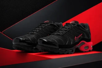 Nike Air Max Plus « Black/Bright Crimson », le retour du « Bred » en clair-obscur
