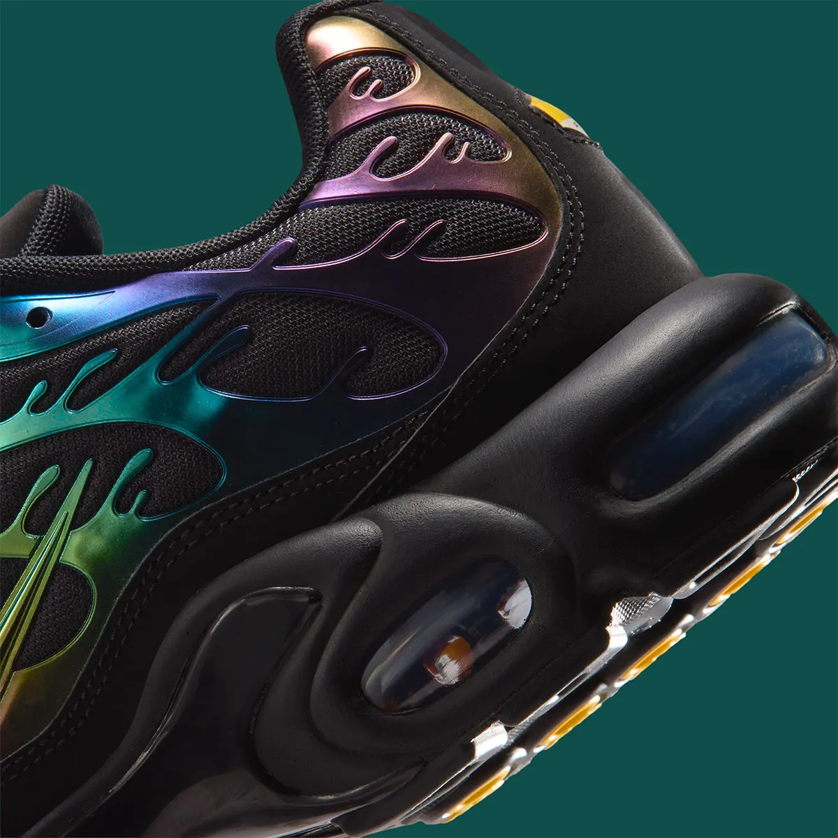 Nike Air Max Plus Lava Lamp 7 Nike Air Max Plus « Lava Lamp » - La TN embrase son héritage seventies