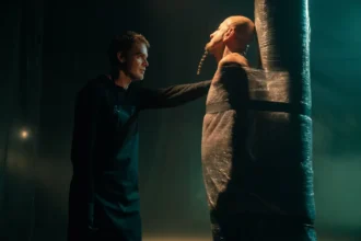 Les premières images de la saison 2 de Dexter : Resurrection dévoilées - Dexter Morgan face au temps, au sang et à ses nouveaux démons