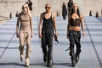 Rick Owens impose une vision sculpturale du printemps 2027 au Palais de Tokyo
